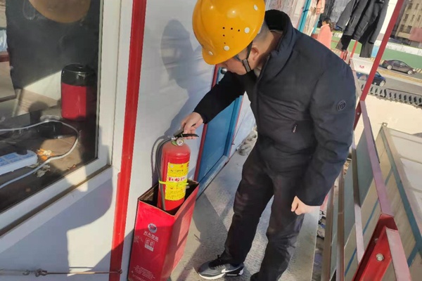 1610097728827918.jpg 南昌市政建設桃花南路安置房項目冬季施工安全專項檢查6004004.jpg