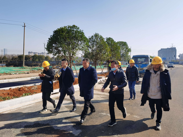 1610433852502462.png 20210112南昌市政建設黨委書記徐旭視察洛陽東路綜合改造工程6001.png