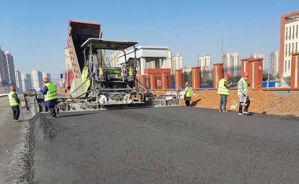 1610674718913829.jpg 南昌市政建設(shè)黨委委員呂文萬(wàn)載縣南部新城項(xiàng)目指導(dǎo)工作6003.jpg