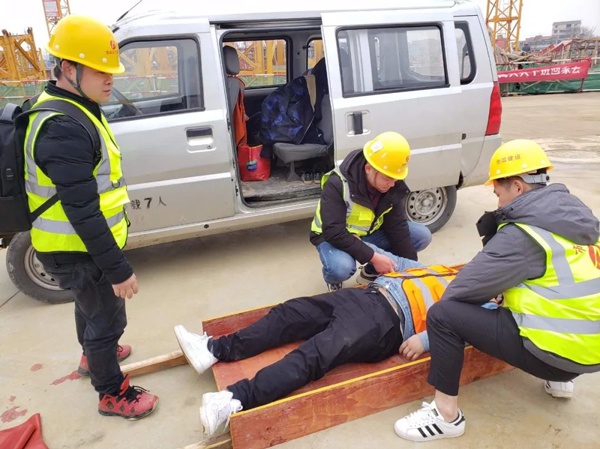 1616398329134758.jpg 南昌市政建設集團開展觸電事故應急救援演練6004.jpg
