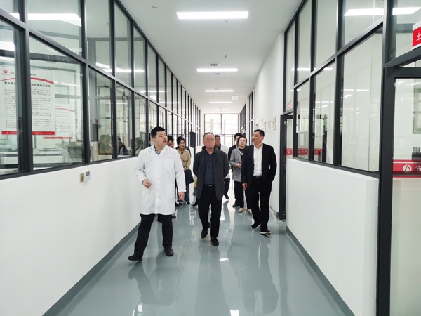 1616490843891264.jpg 青云譜區政協黨組副書記陳忠良南昌市政建設集團轉作風優環境陽光驛道走訪6002.jpg