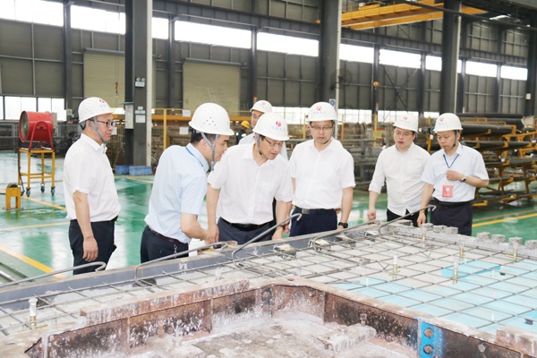 1620898679464076.jpg 江西省工信廳副廳長江明成蒞臨市政遠大公司調研裝配式建筑6002.jpg