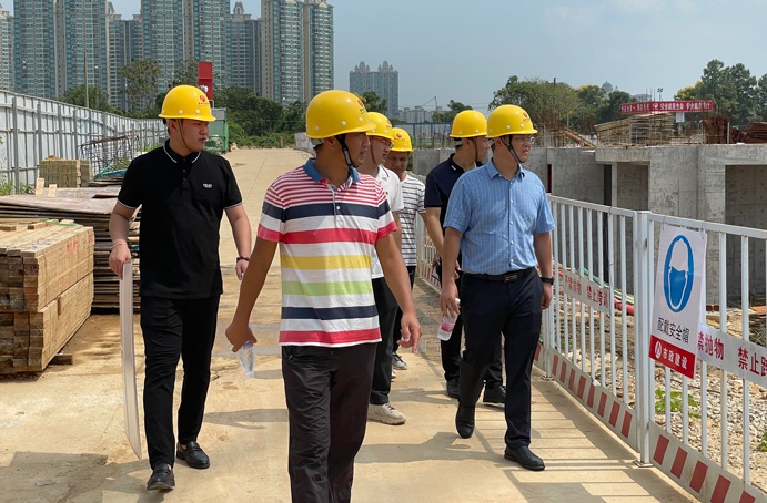 1631242492704027.jpg 南昌市政建設集團付海華前往天御城一期項目6911.jpg