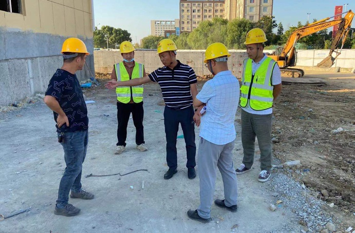 1632471566498204.jpg 南昌市政建設集團黎德義前往污水全收集第一批昌安路地下式再生水處理站青山湖區秦坊村安置房一期一標段檢查6911.jpg