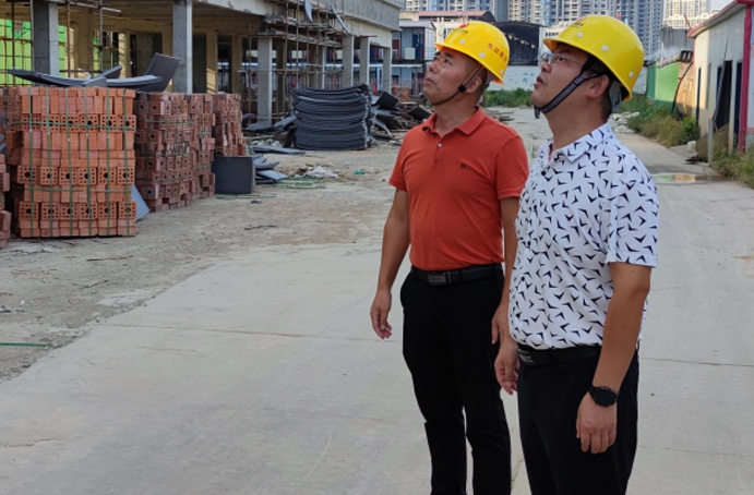 1632982348261104.jpg 付海華前往桃花南路安置房項目檢查指導6911.jpg