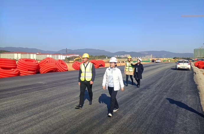 1638497612209049.jpg 鄧偉前往市政公用城周邊市政道路項(xiàng)目檢查指導(dǎo)691.jpg