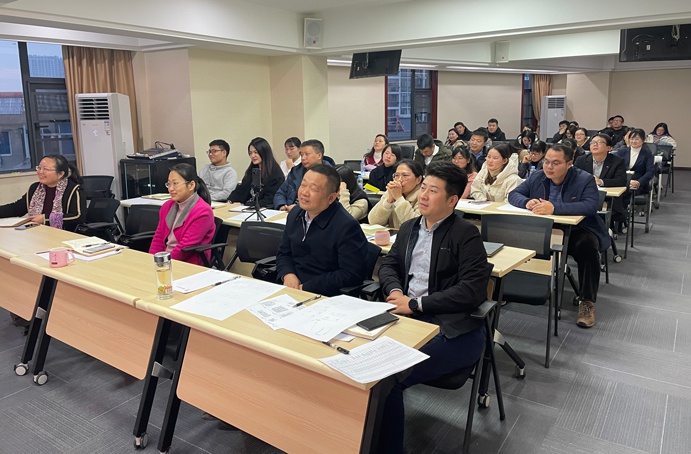 1640750029676970.jpg 南昌市政建設集團開展商務禮儀培訓691.jpg