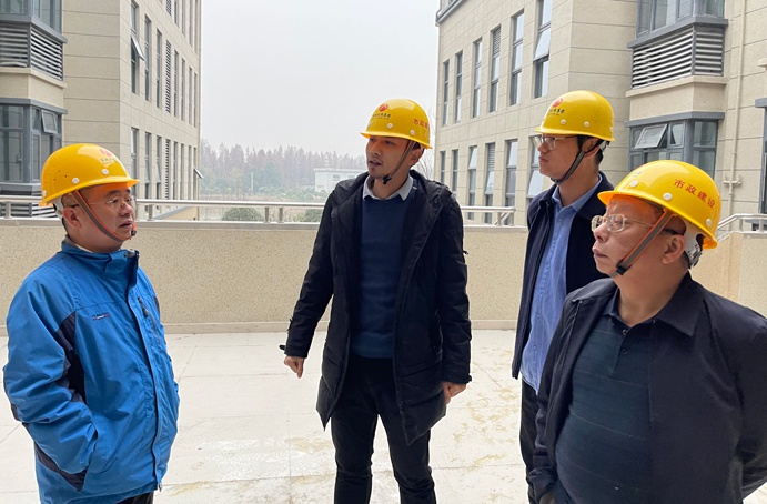 1640759825132455.jpg 肖長華前往市政公用生態農業示范園研發大樓項目檢查指導691.jpg