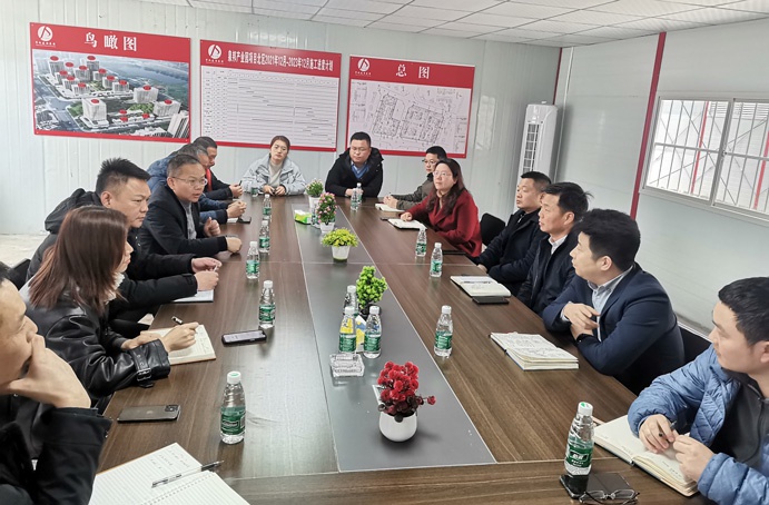 1641873359286218.jpg 南昌市政建設(shè)集團(tuán)泉邦產(chǎn)業(yè)園項(xiàng)目部組織召開現(xiàn)場碰頭會691.jpg