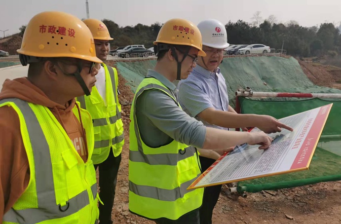 1647251780888531.jpg 付海華前往南昌市綠色建材科技產(chǎn)業(yè)園項(xiàng)目檢查指導(dǎo)691.jpg