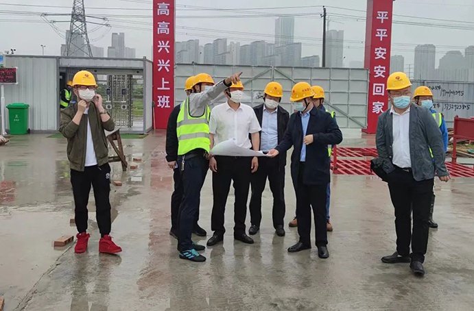 1651713034898432.jpg 南昌市政建設(shè)集團(tuán)深入項目督導(dǎo)疫情防控工作02.jpg