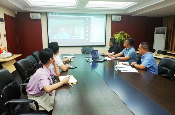 南昌市政建設(shè)召開《江西省建筑工人實(shí)名制管理服務(wù)信息平臺(tái)操作指南》培訓(xùn)會(huì) 南昌市政建設(shè)召開《江西省建筑工人實(shí)名制管理服務(wù)信息平臺(tái)操作指南》培訓(xùn)會(huì)