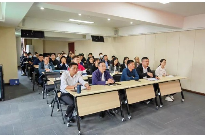 1667542687434005.jpg 6911.jpg