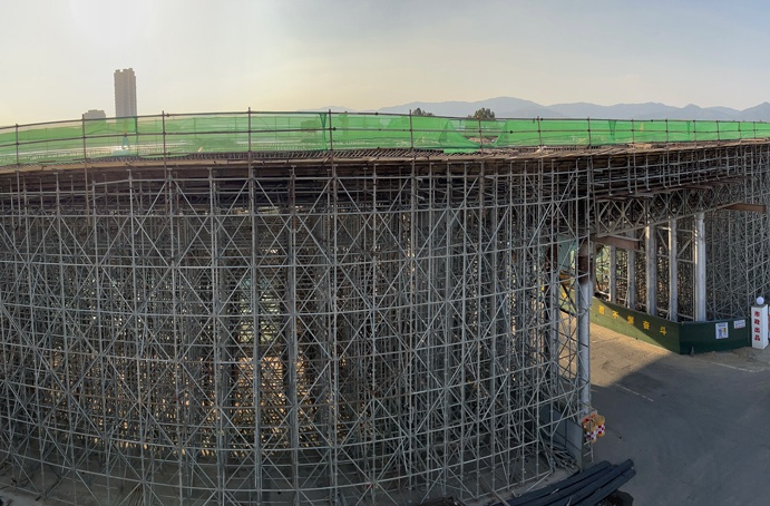 S49楓生快速路北段提升改造工程蛟橋高架橋東半幅橋跨結構順利合龍 S49楓生快速路北段提升改造工程蛟橋高架橋東半幅橋跨結構順利合龍