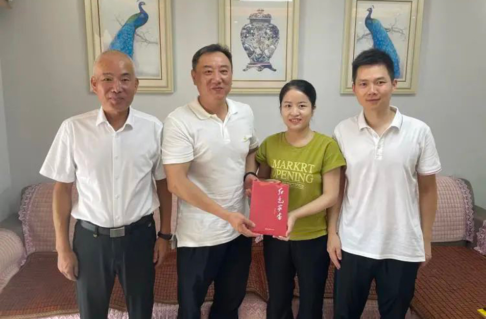 南昌市政建設集團開展廉政家訪 南昌市政建設集團開展廉政家訪