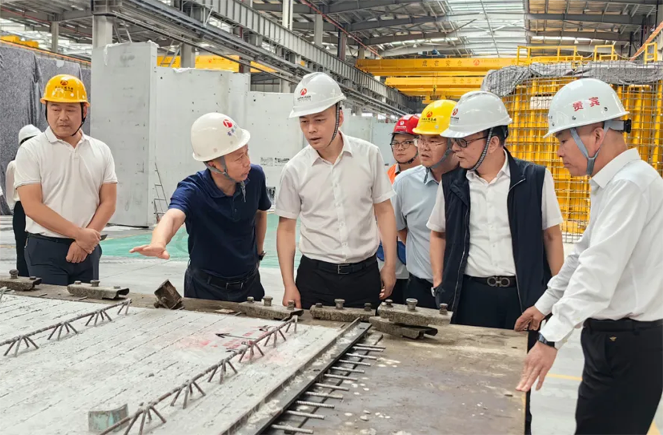 葛威敏到綠色產業園、新建區人民醫院二部項目調研 葛威敏到綠色產業園、新建區人民醫院二部項目調研